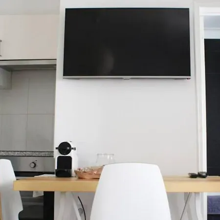 Appartement Light And Comfortable Flat In The Center Lisboa